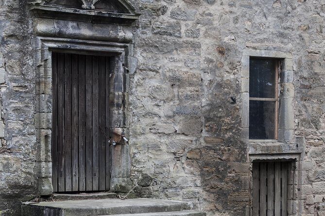 The Outlander 1 Day Experience - Stop 5: Midhope Castle for Lallybroch Photos (Included)