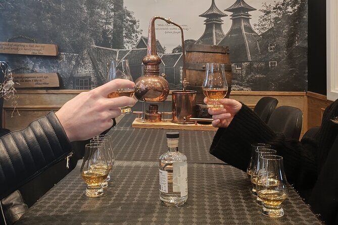 Whisky tasting experience - Scotch whisky history, tied to Scottish life (without turning into a lecture)